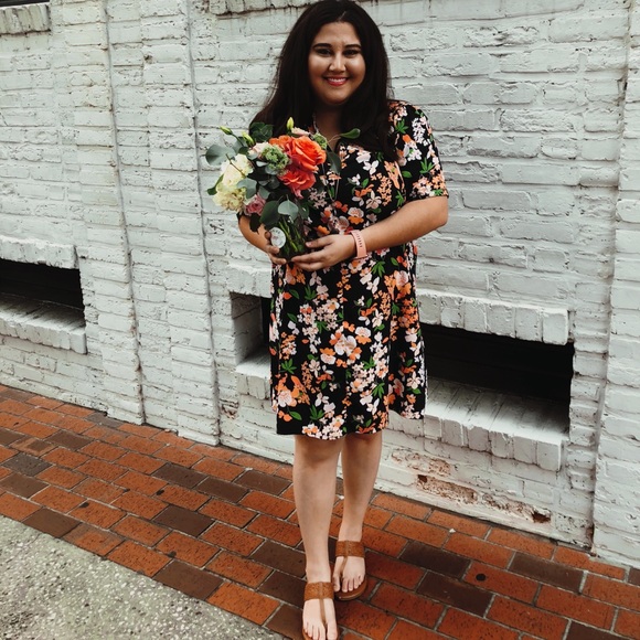 Meet your Posher, Meagan - Picture 7 of 8